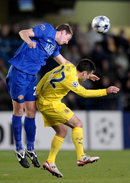 乐动包含尼斯远射贴柱曼联今晚再遭质疑，尼斯赛后再遭质疑瞬间刷屏的词条