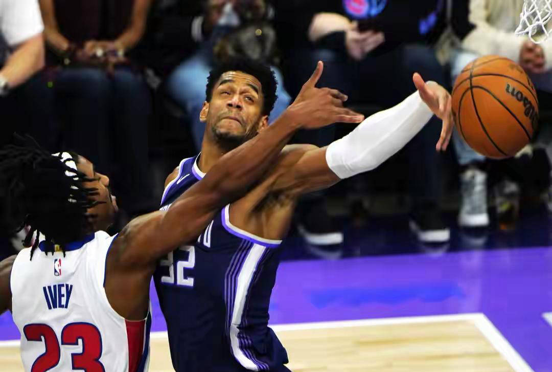 LDSports中国底特律活塞止住颓势备战欧篮联广厦男篮强势反弹备战CBA季后赛，Ning连续五场比赛得分超过失利瞬间刷屏的简单介绍